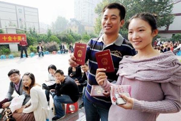 2025年领结婚证的好日子有哪些