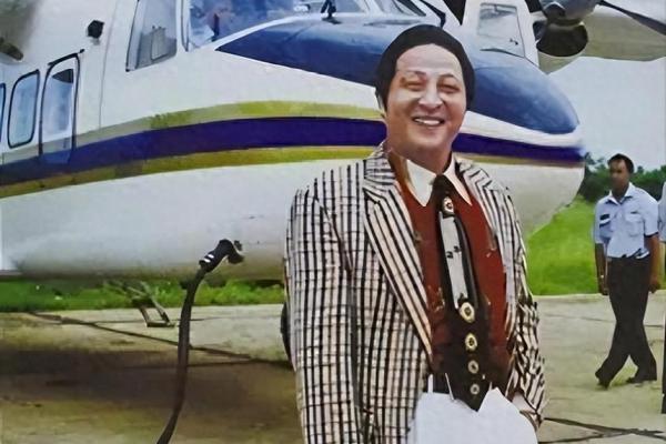 大师王林给女星开光