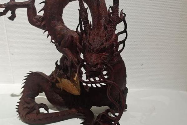 属龙2025 2025年属龙人运势详解农历各月运程全指南 属龙2025 2025年属龙人运势详解农历各月运程全指南